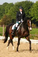 Yvette van Geenen in B-kader aangepast dressuur featured image
