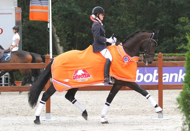 Jeanine Nieuwenhuis met Hexagon's Baldacci