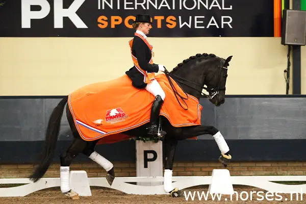 Jeannette Haazen blijft dressuurgeweld in Zeeland voor featured image