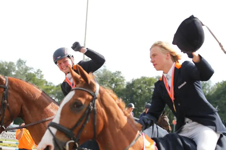Kampioenen Jordy Wilken en Henrieke Boonzaaijer