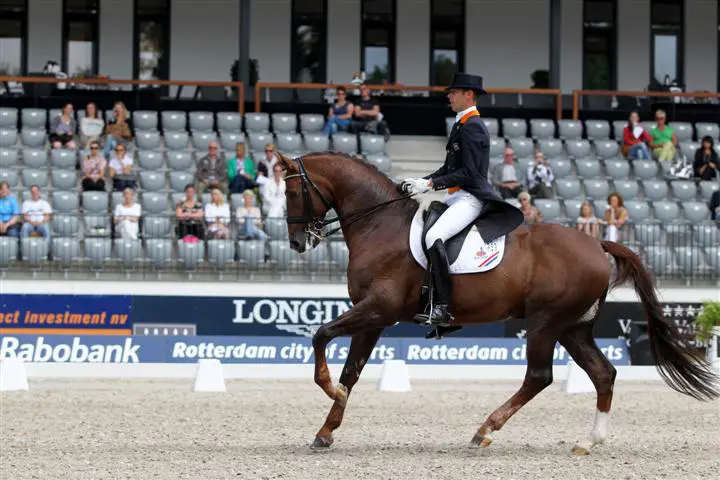 Nederland aan leiding na eerste dag featured image