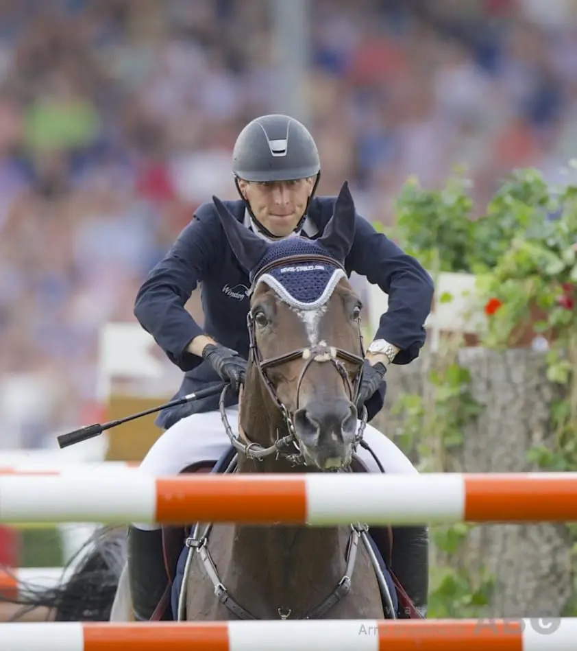 Devos wint met neuslengte van Van der Vleuten featured image