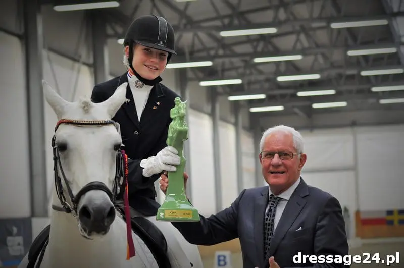 Europese dressuurtitel pony’s naar Groot-Brittannië *UPDATE* featured image