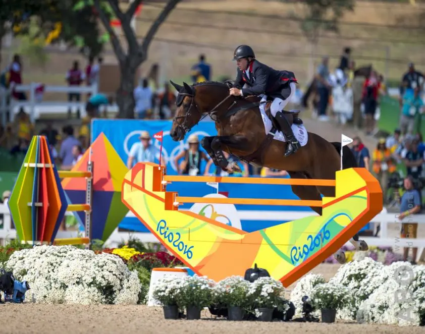 Nagenieten van het Olympische springen featured image
