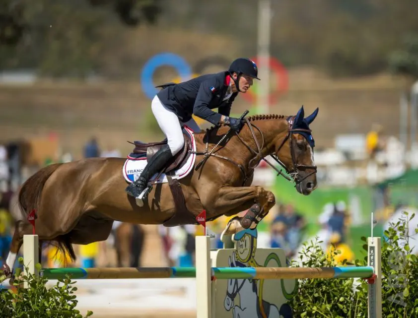 Geplaagde Fransen superieur naar goud featured image