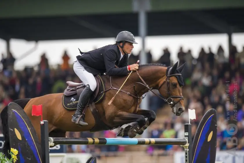 Johnny Pals tweede in 1.50m featured image