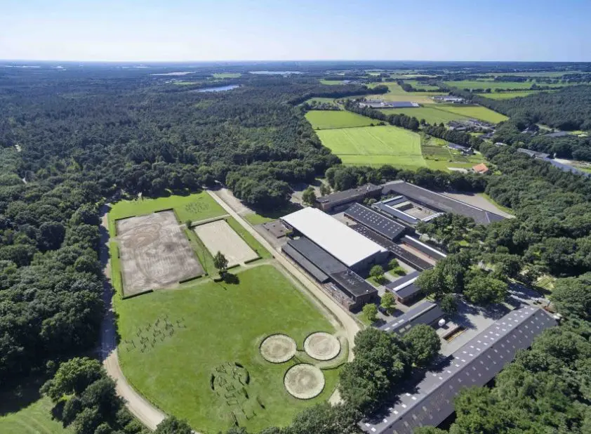 Strijd in Deurne over illegale rijhal Green Valley Estate featured image