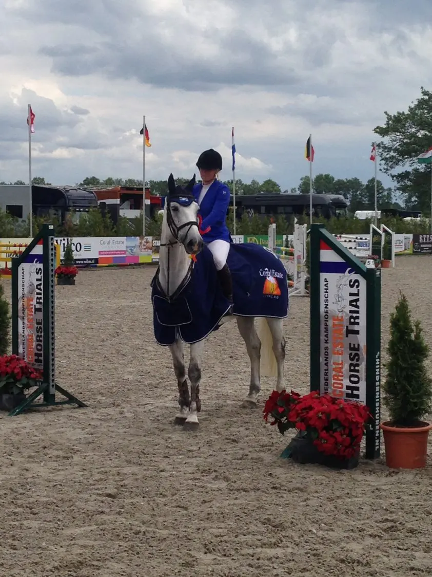 Elaine Pen wint met Blue Nile CCI 1* featured image