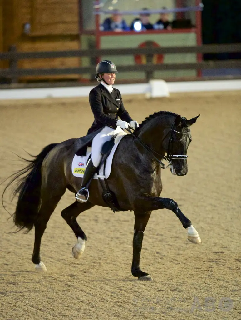 Hayley Watson-Greaves verliest voormalig toppaard Rubins Nite featured image