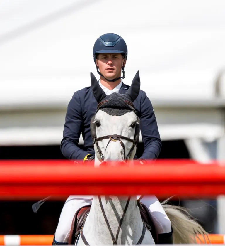 Kuipers blijft Emmen de baas in 1.40m Eindhoven, Van de Pol derde featured image