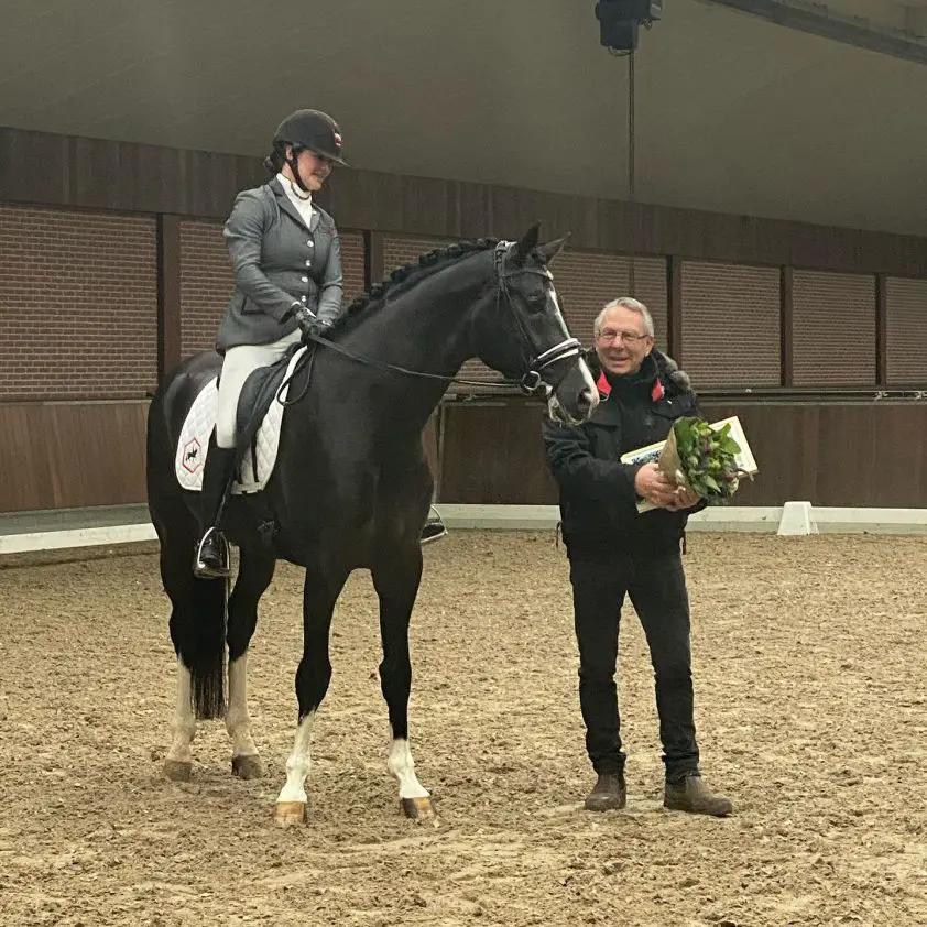 Latino en Gorgeous Black Art met 95 en 94,7 punten ingeschreven bij NRPS featured image