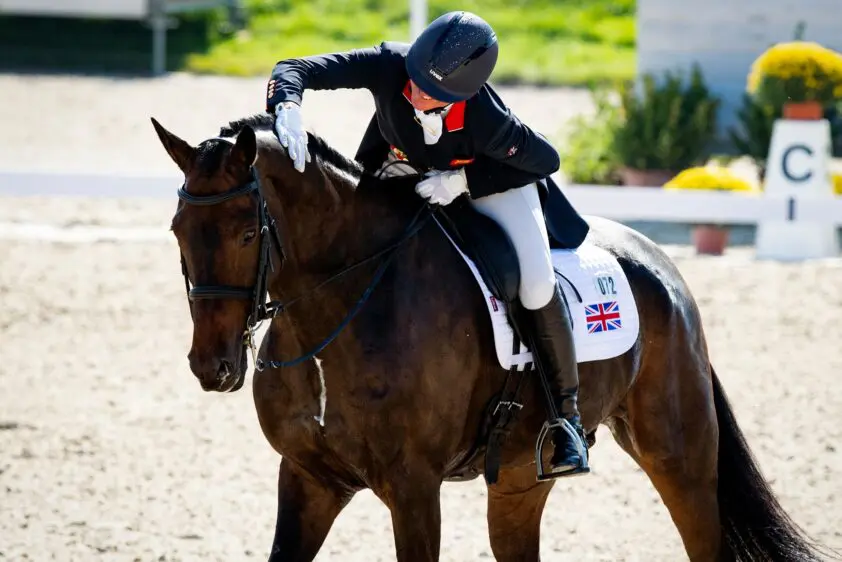 Britten ruim op kop na dag 1 EK Eventing featured image