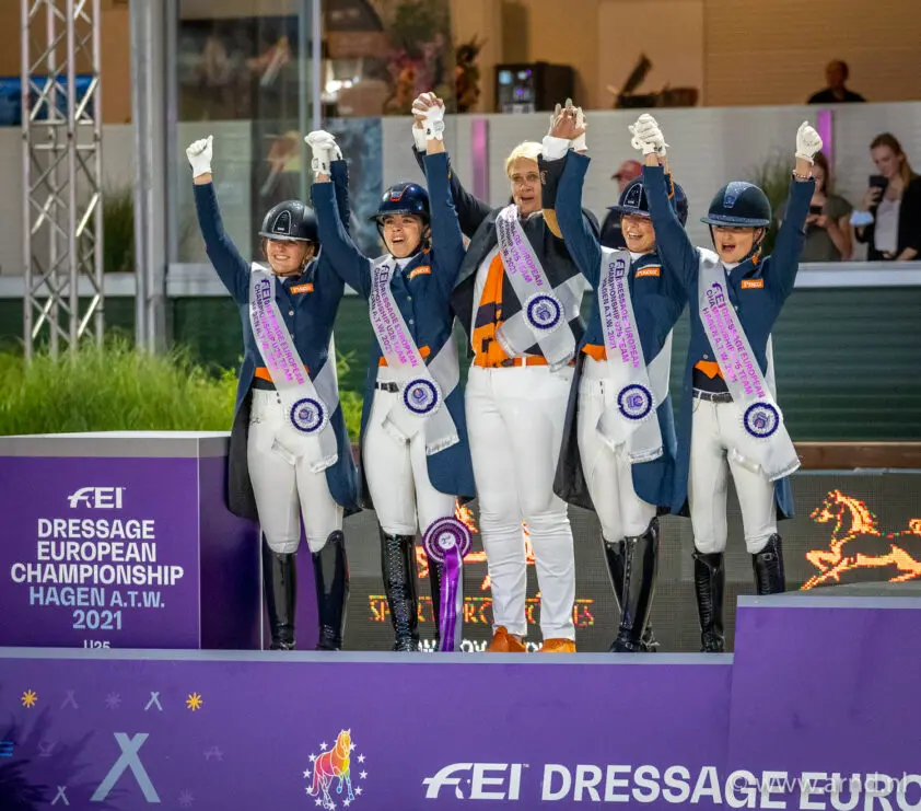 In Beeld: Medailleceremonie en prijsuitreiking U25 featured image