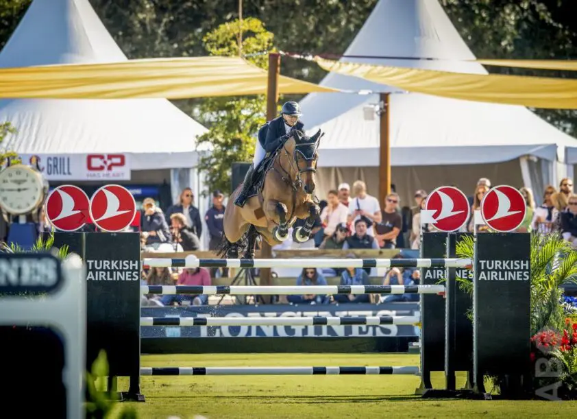 IJzersterke rit brengt Erynn Ballard zege in 5* 1,45m Wellington featured image