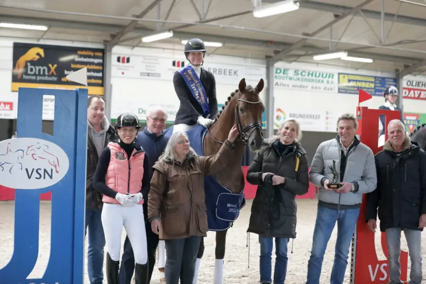 Dutch Dream overtuigend VSN-kampioen met 10 van gastruiter featured image
