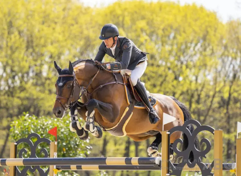 Smolders knalt naar winst in GP St Gallen: ‘Uricas sprong extra’ featured image