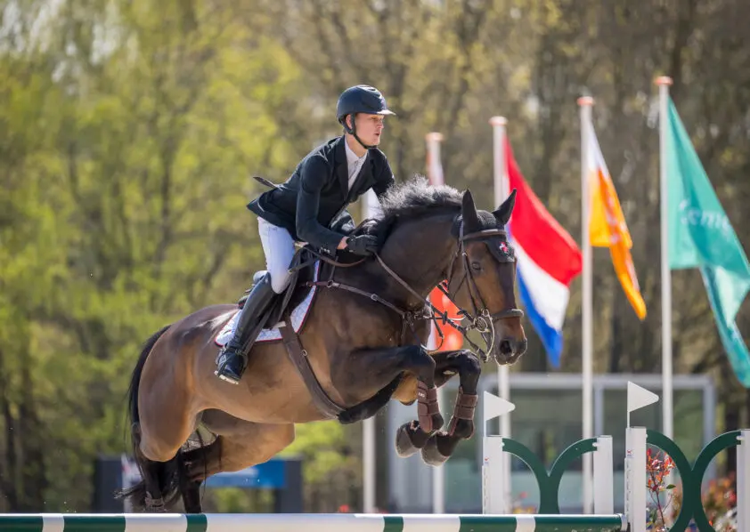 Thijmen Vos blijft op kop in NK Junioren, Jennifer Munsterhuis wint dagprijs featured image