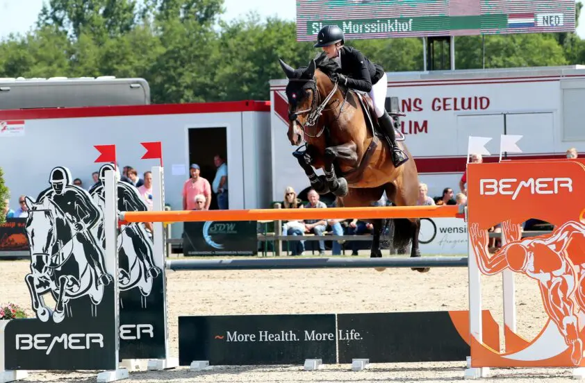 Skye Morssinkhof prima vierde in young rider GP Veeningen featured image