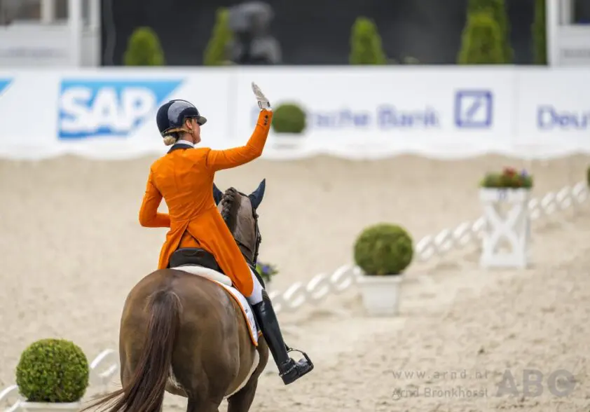 Van Liere meldt Hartsuijker af voor CHIO Aken, Raateland en VMF Gladiator in team featured image