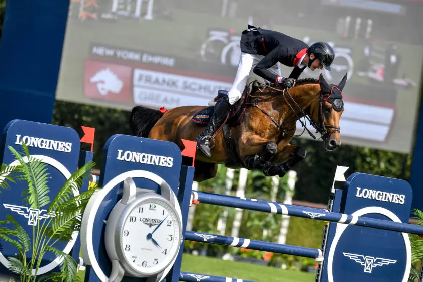 Frank Schuttert tweede in 1,55m Valkenswaard, St Tropez Pirates winnen GCL featured image
