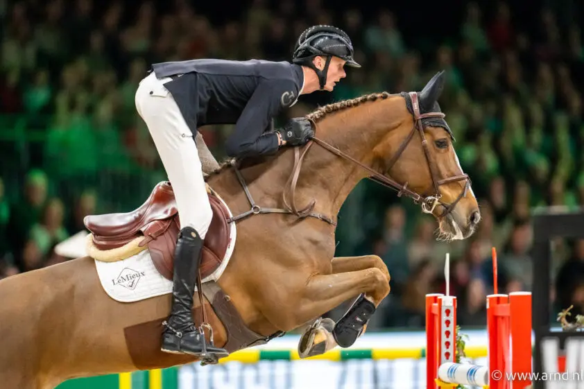 Schuttert en La Luna Especiale domineren 1.50m barrage op Indoor Friesland featured image