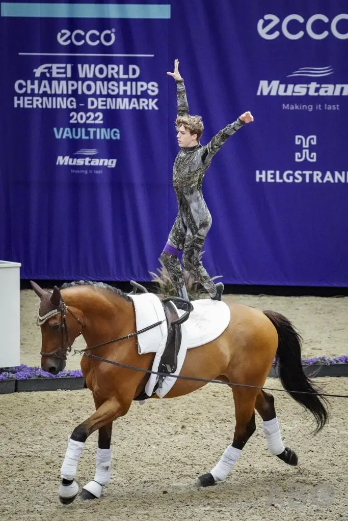 Sam dos Santos en Lise Arts winnen in Saumur featured image