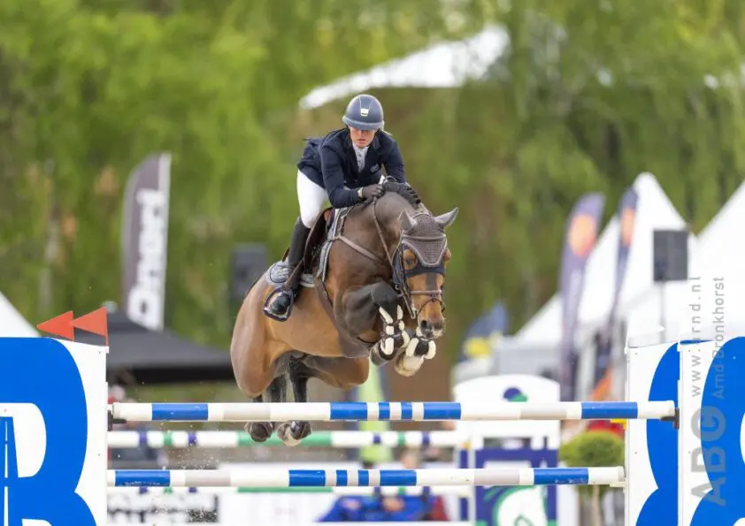 Amanda Slagter en Cornet Blue PS blijven scoren: nu in hoofdnummer Opglabbeek featured image