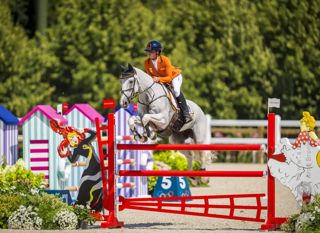Podcast Horses in Parijs: Eventingmedailles met Alice Naber featured image