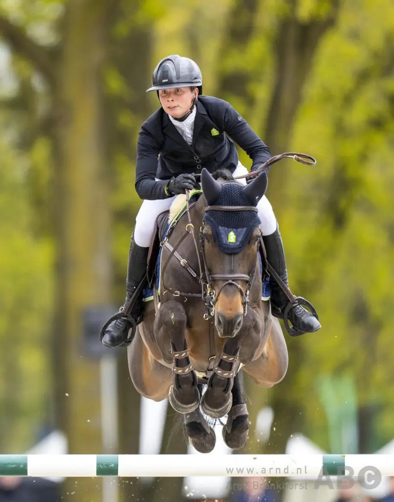 De week van Dufour: Bij hoeveel fouten van de afdeling topsport grijp je in? featured image