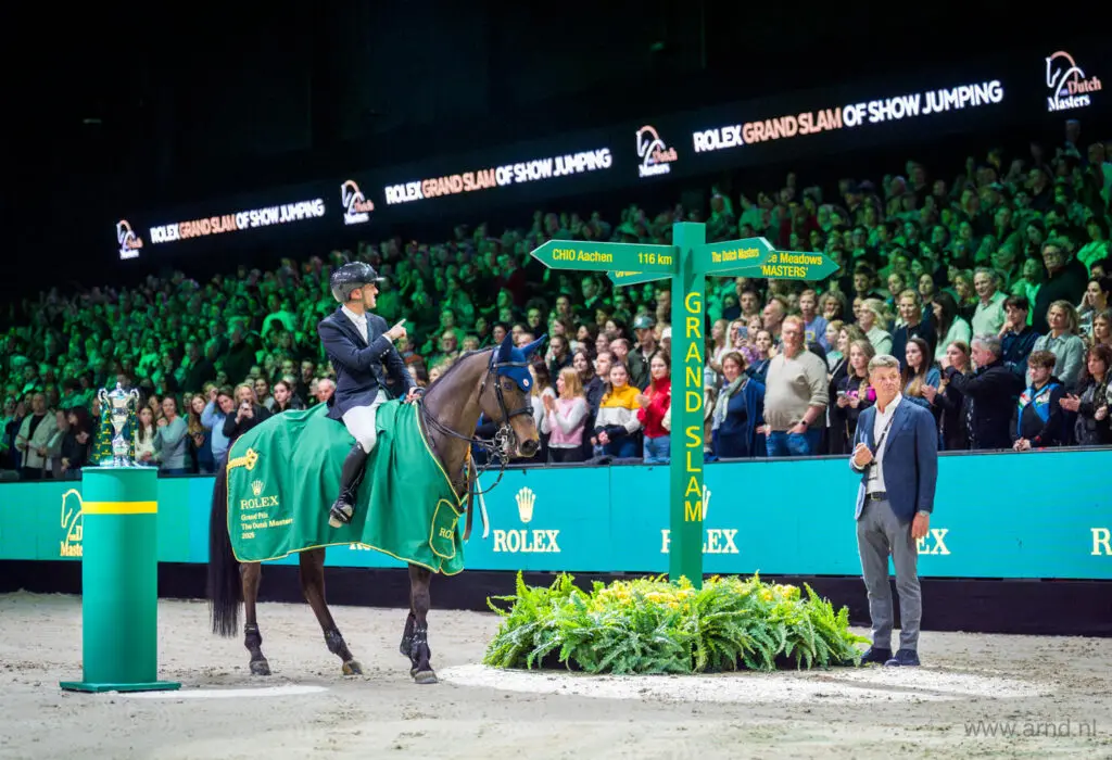 Simon Delestre enige zonder fouten in Rolex Grand Prix featured image