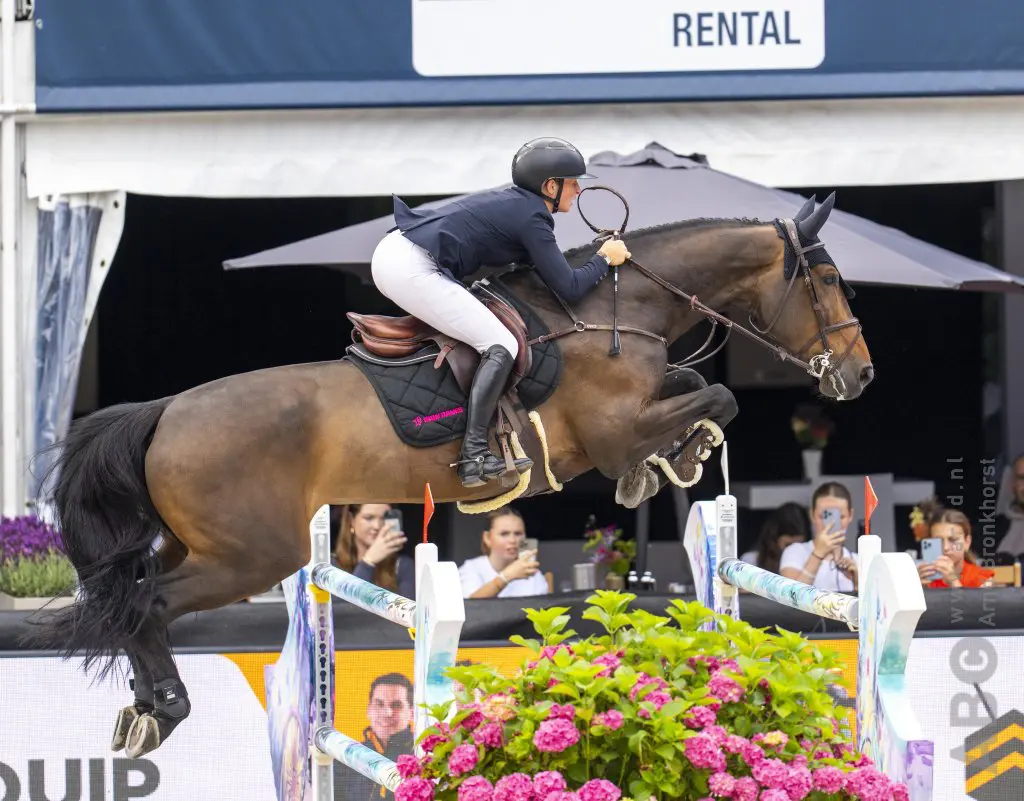 Thijssen snelt met Farah Z naar 1,45m-zege in Mâcon Chaintré featured image