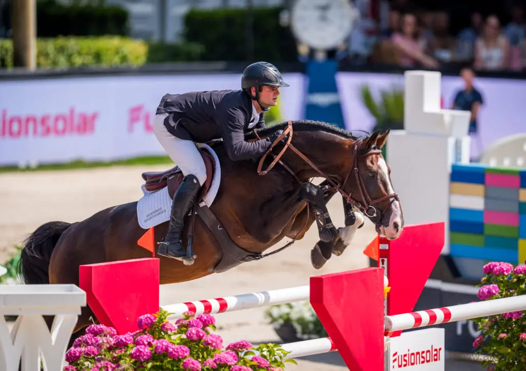 Schulze Topphoff wint in Stuttgart, Moerings en Ipsthar pakken top tien klassering featured image