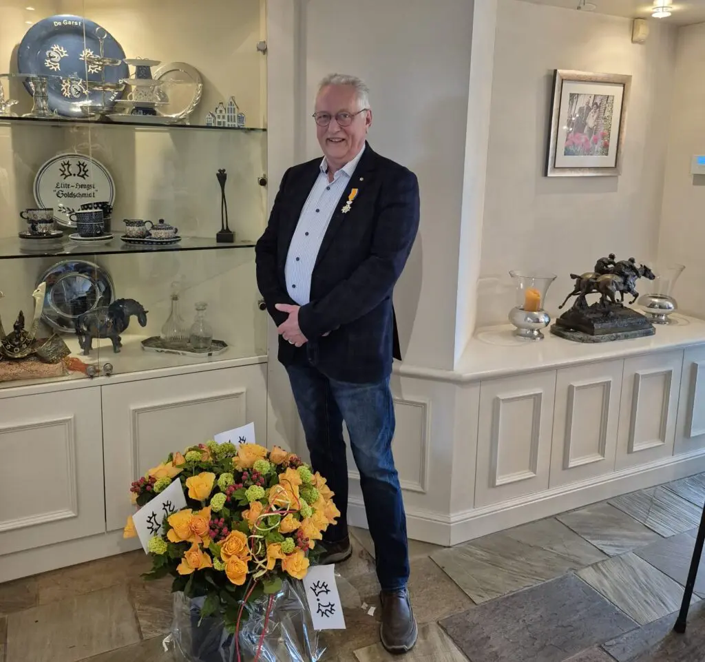 Bestuurswisseling bij TCN, ‘Mr. Trakehner’ Toon van Osch neemt afscheid featured image