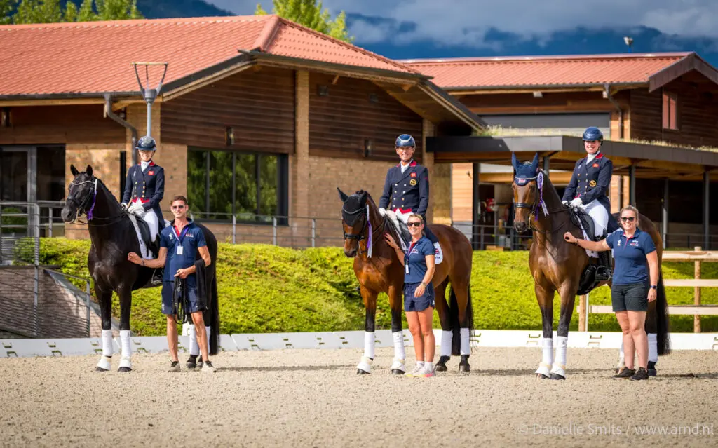 Richard Davison: ‘Charlotte Fry, Becky Moody en Carl Hester zeker in team Aken’ featured image