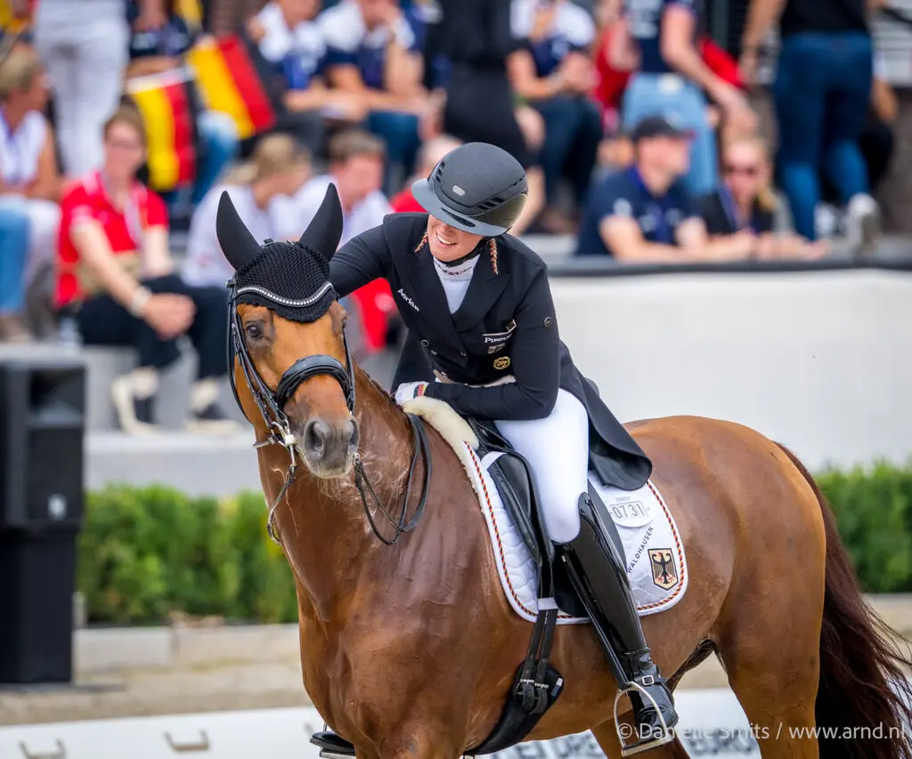 EK Dressuur 2025: Duitsland na dag 1 aan de leiding, Hemmer over Moody featured image