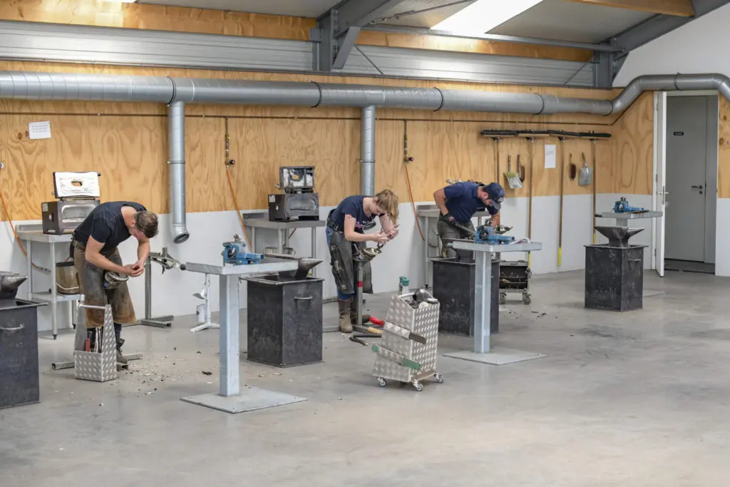 Aeres start nieuwe opleiding tot hoefsmid voor volwassenen featured image