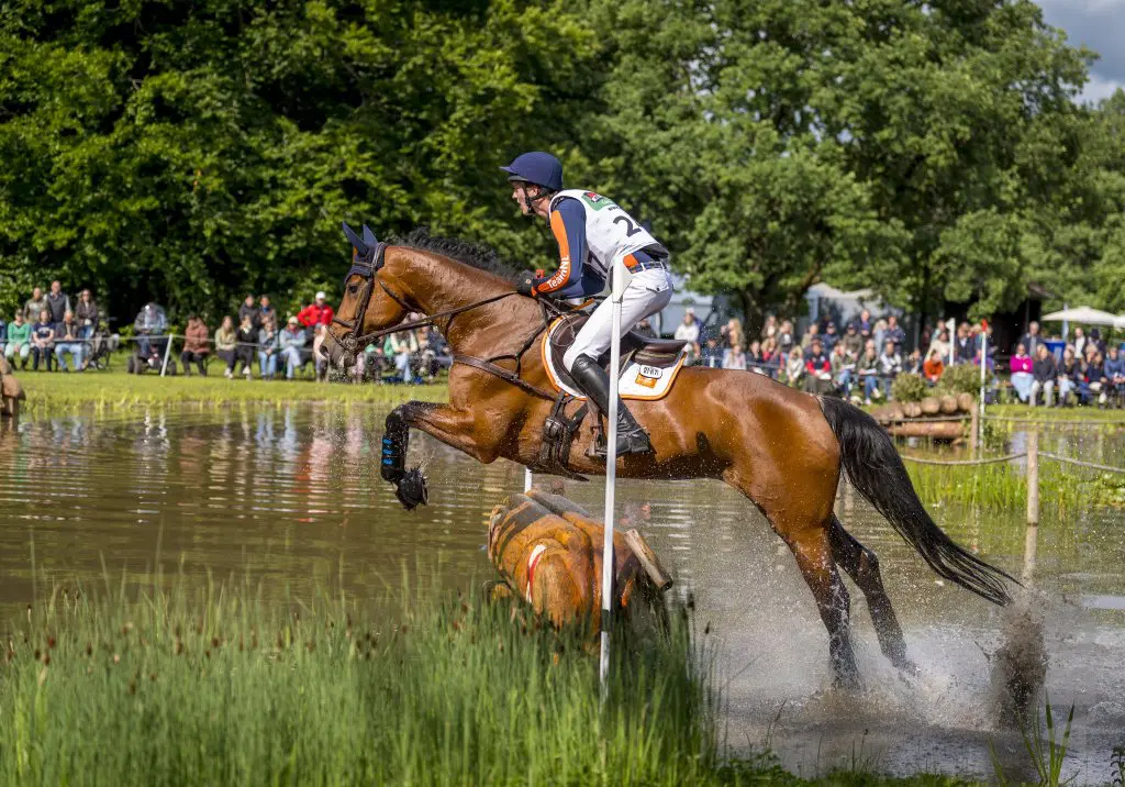 KNHS Kampioenschap Eventing: Bergsma, Schalk, Van Lanen en Windstra op het podium featured image