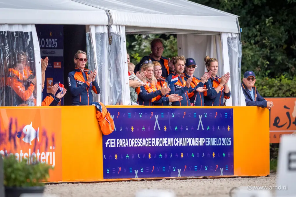 EK Paradressuur in Beeld: Individueel goud, zilver en brons voor Nederlandse amazones featured image