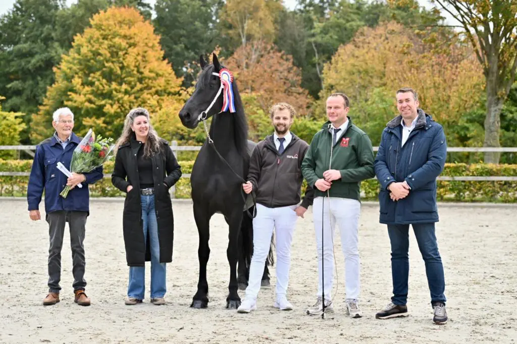 Promotiekeuring KFPS levert een model- en een kroonmerrie op featured image