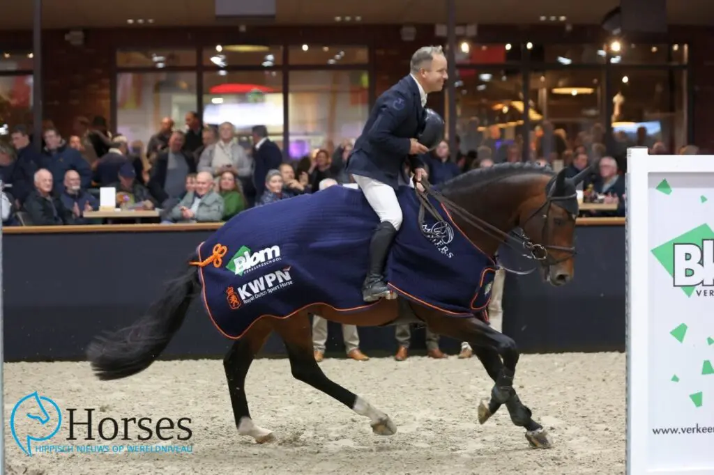 HC Kronenberg: On and On MB bovenaan in 1,35/1,30 featured image