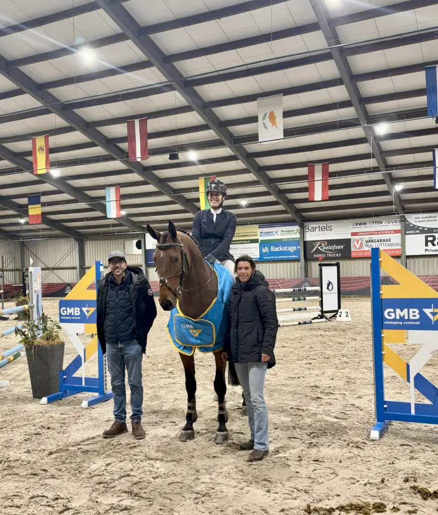 GMB Luttenberg: Ester Damman Blekkink en Steven Veldhuis winnen jonge paarden-rubrieken featured image