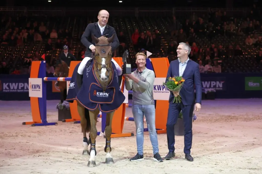 Party in de Hus doet wat zijn naam belooft: winst in VHO Trofee featured image