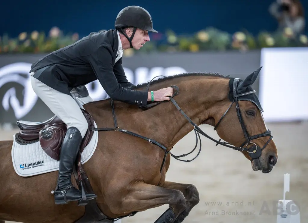 Jur Vrieling tweede in Six Bar Krakow met Coco de Knocke Z featured image
