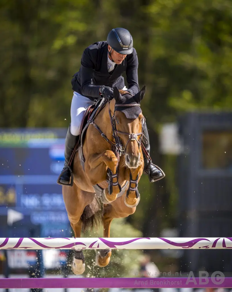 Marc Houtzager springt naar podium in GP-kwalificatie van CSI Eindhoven featured image