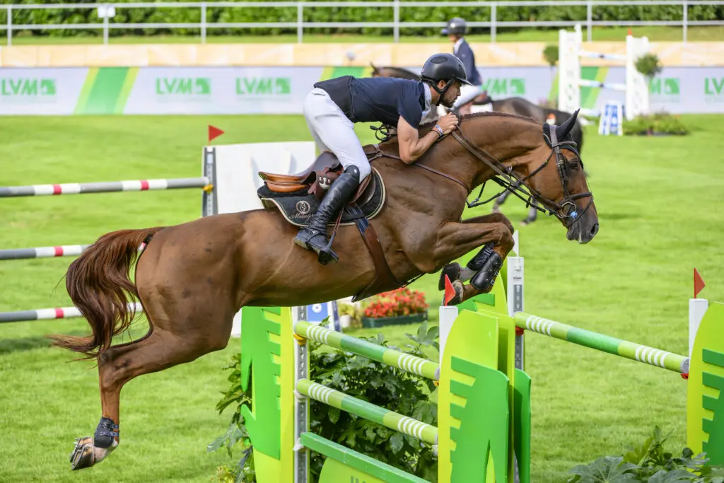 Garza Perez verrast en grijpt hoofdprijs in 1,50m Mexico featured image