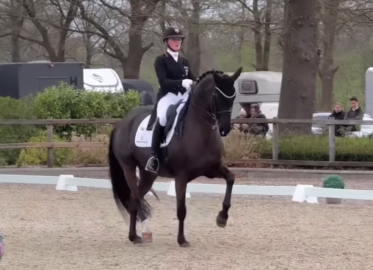 Sterk debuut voor Rose Oatley met Alive and Kicking: 75% in Inter II featured image