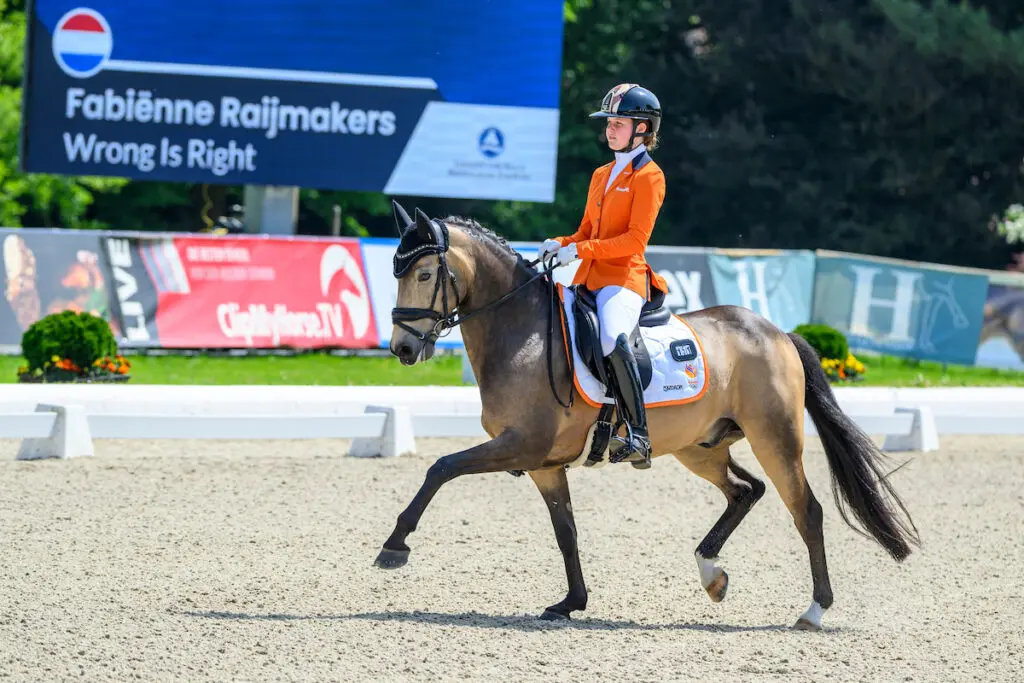 Fabiënne Raijmakers wint individuele proef in Fontainebleau met dik 73% featured image