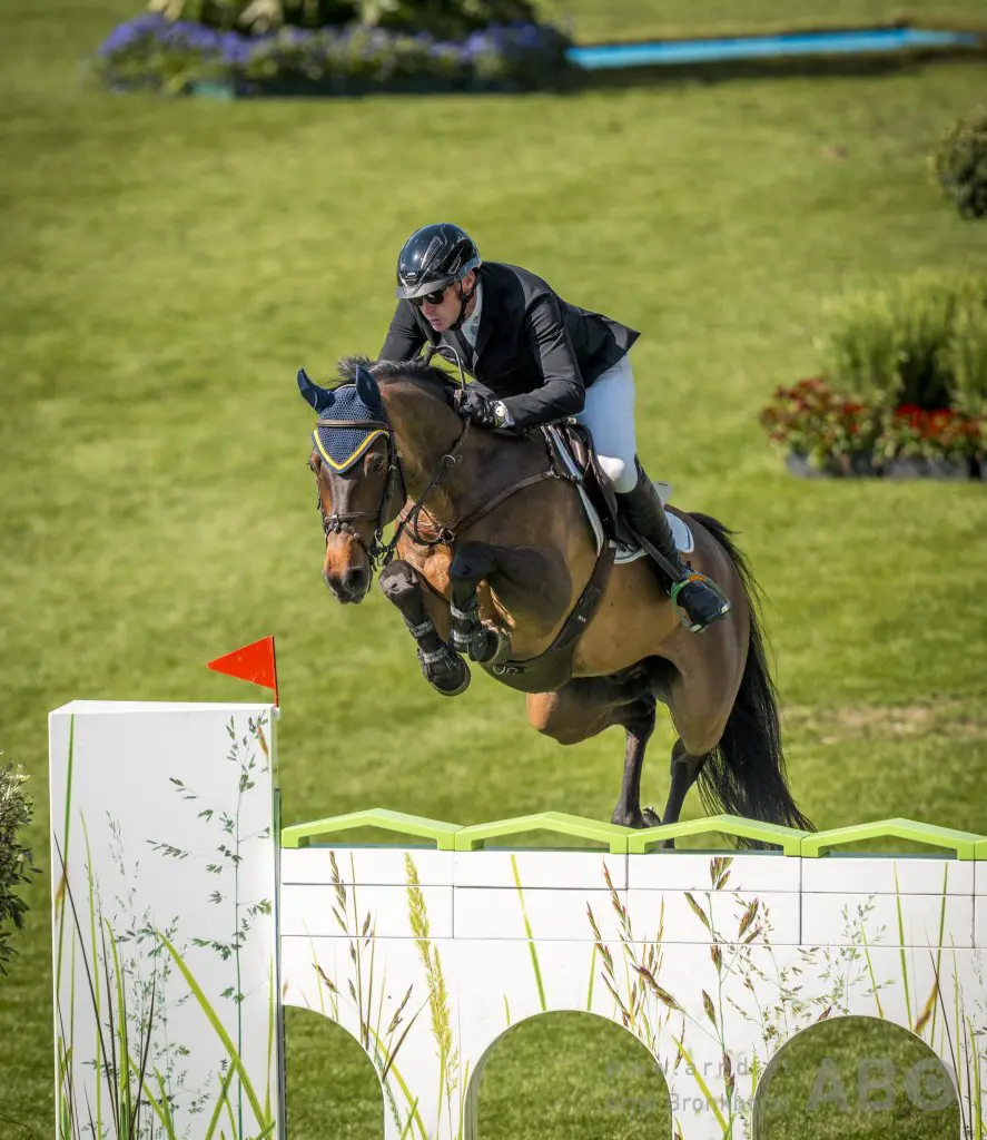 Farrel VDL snelt onder Daniel Coyle naar winst in kwalificatie Rolex Grand Prix featured image