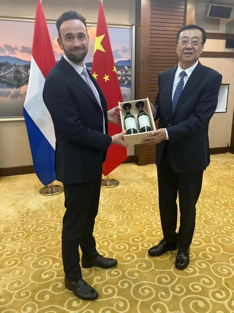 China heft deel handelsrestricties Nederland op: met paardenprotocol kunnen paarden weer naar China featured image