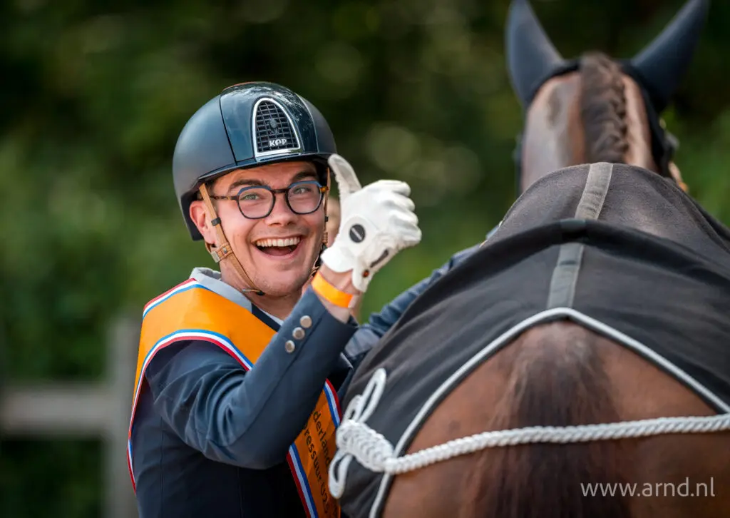 Gouden Marten Luiten enige ruiter op de jeugdkampioenschappen featured image